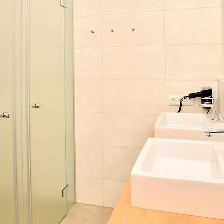 Neben Der Gondelbahn - Haus Nord Brixen im Thale