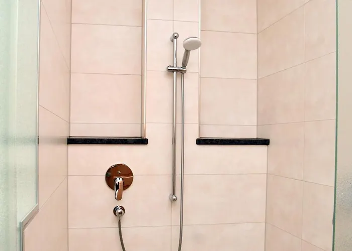 アパート Neben Der Gondelbahn - Haus Nord ブリクセン イン ターレ